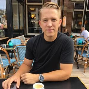 Meet your Posher, Eric